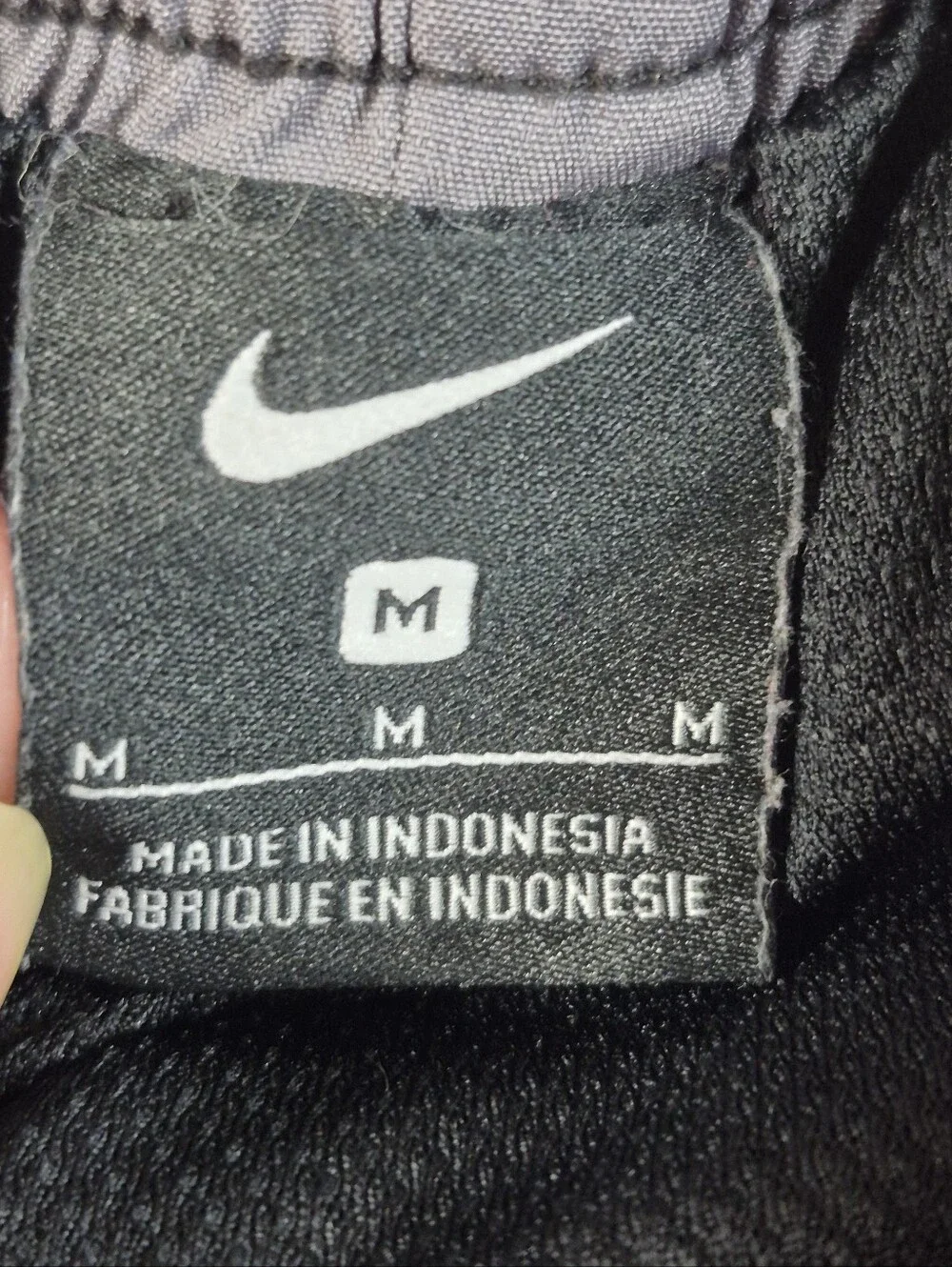Nike Swim Shorts Mens M Black Pull On Elastic Waistband Stretch Board Shorts